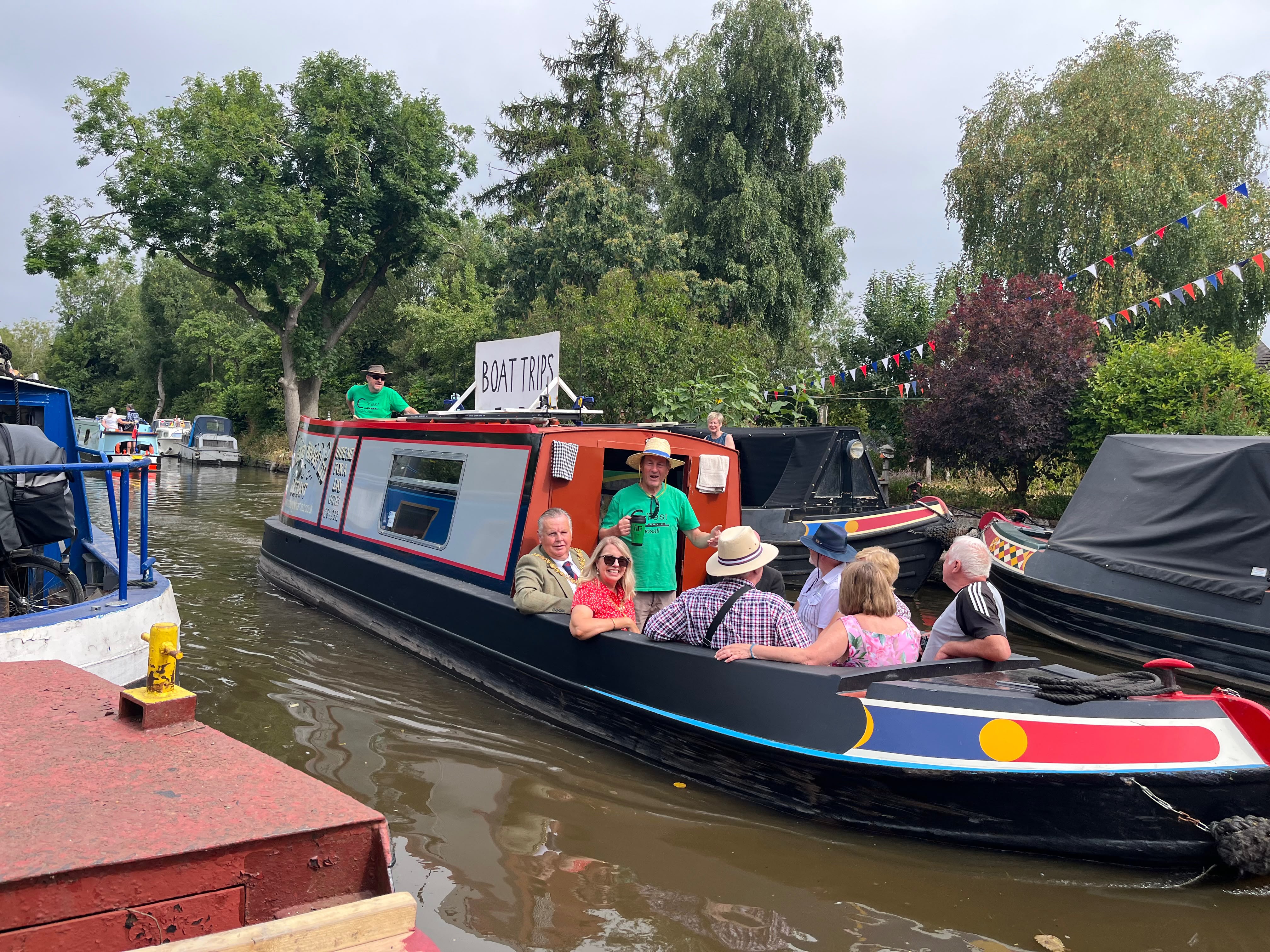 Stafford Mayor and Mayoress Enjoy a Cruise