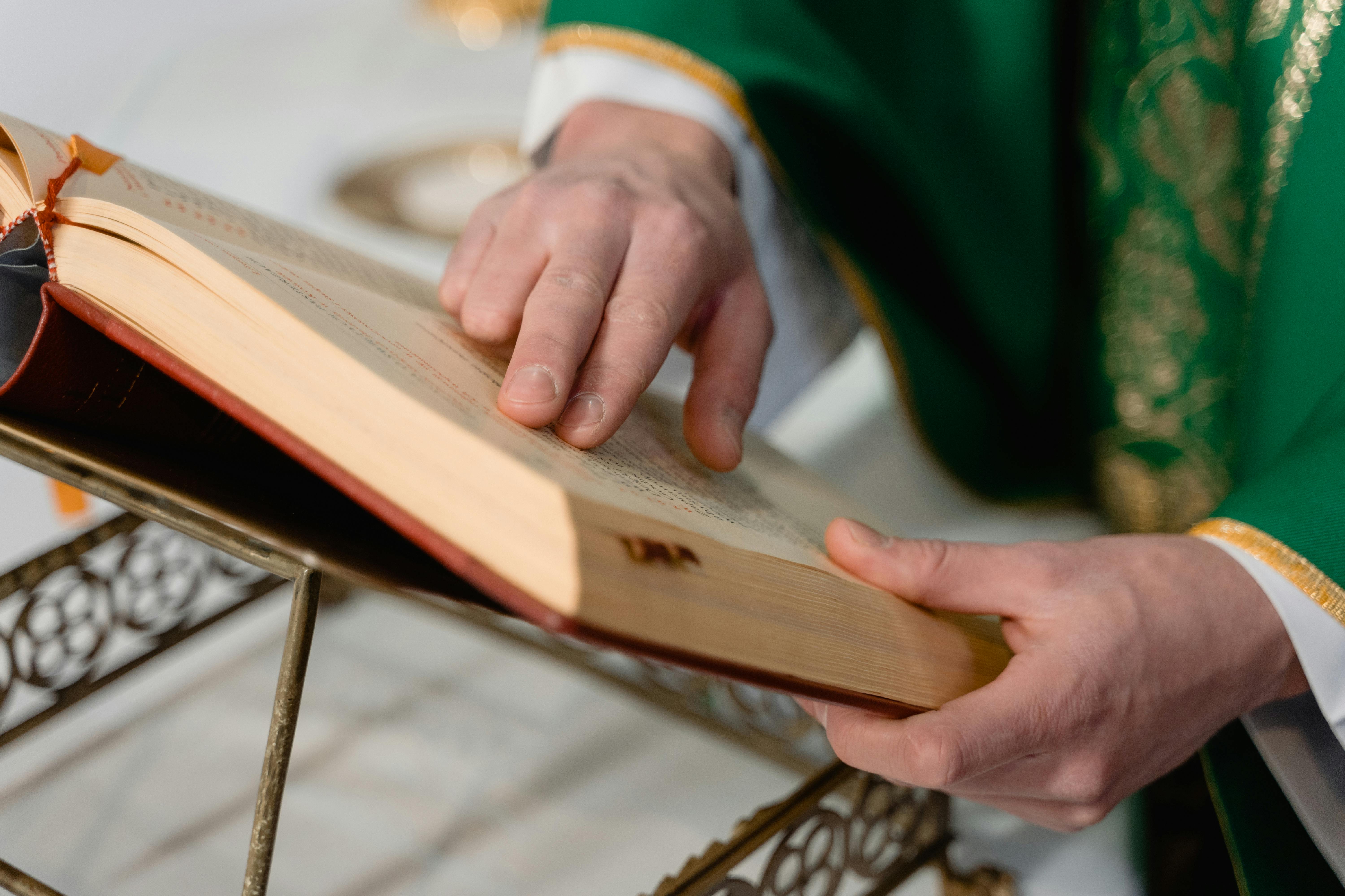 Morning Worship / Holy Communion