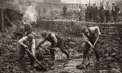 A Tunnel, a Gamble, and the Men Who Cut It